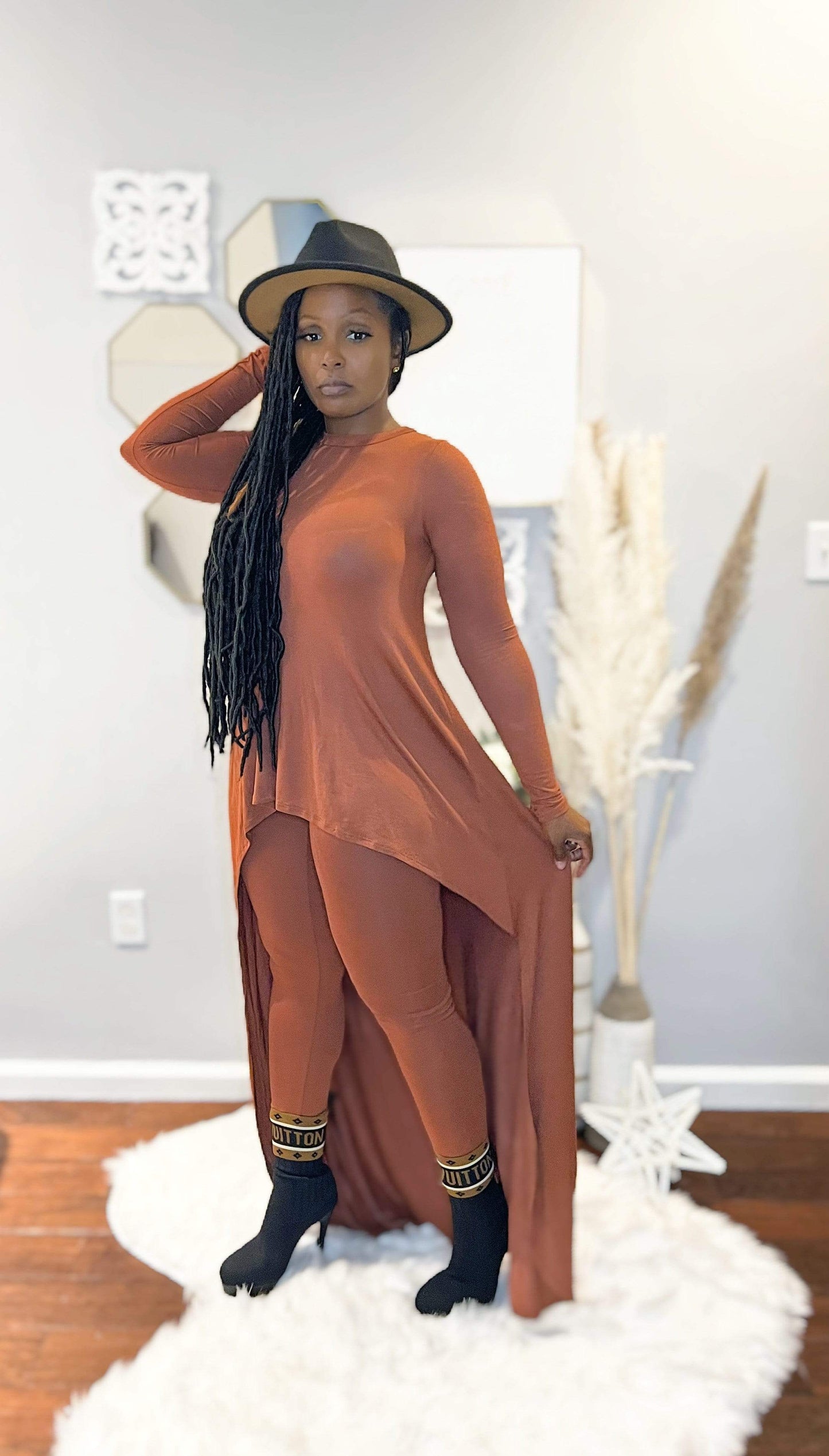 Regina Set