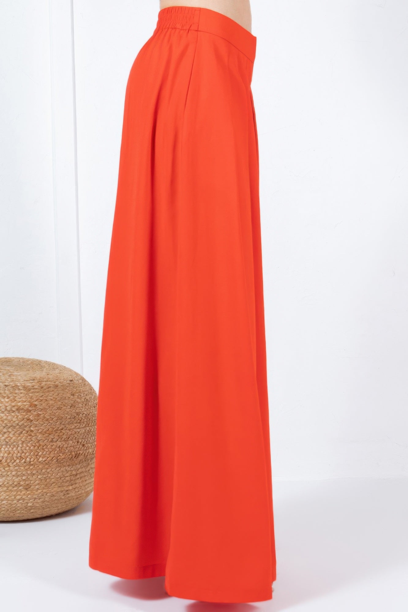 Large Hem Wide Leg Pleated Solid Pants